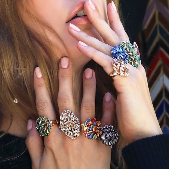 Shimmering Blue Baguette Oval Ring - Picture 3 of 5